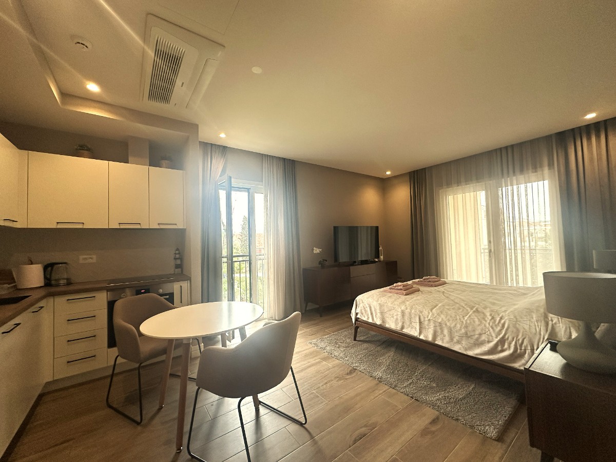 LUSTICA BAY CENTRALE - fully furnished studio