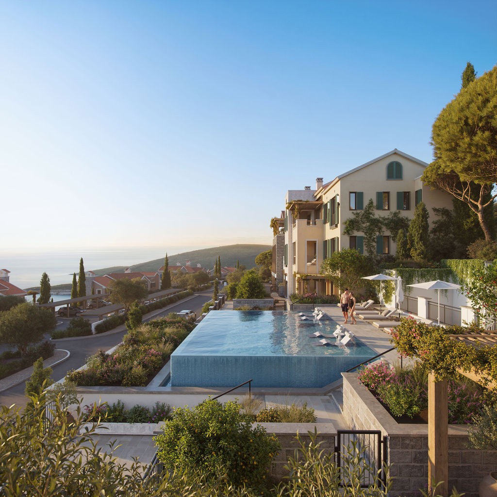 Апартамент с видом на море и собственным садом